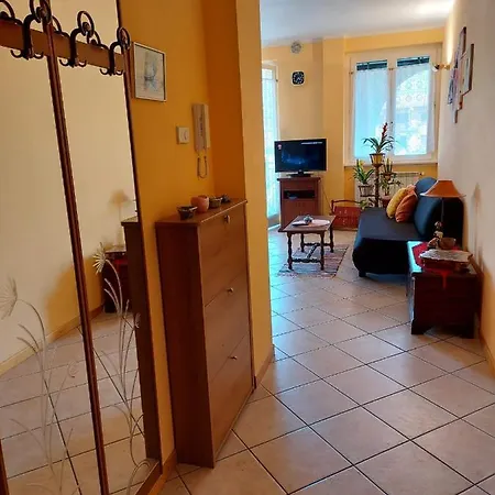 Casa Amarela * Gravedona